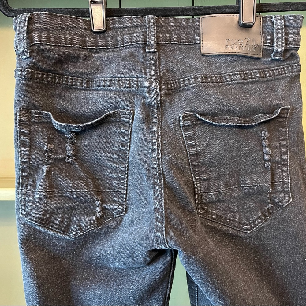 Rue 21 Premium Skinny Supreme Flex Black Distressed Jeans - Picture 5 of 10